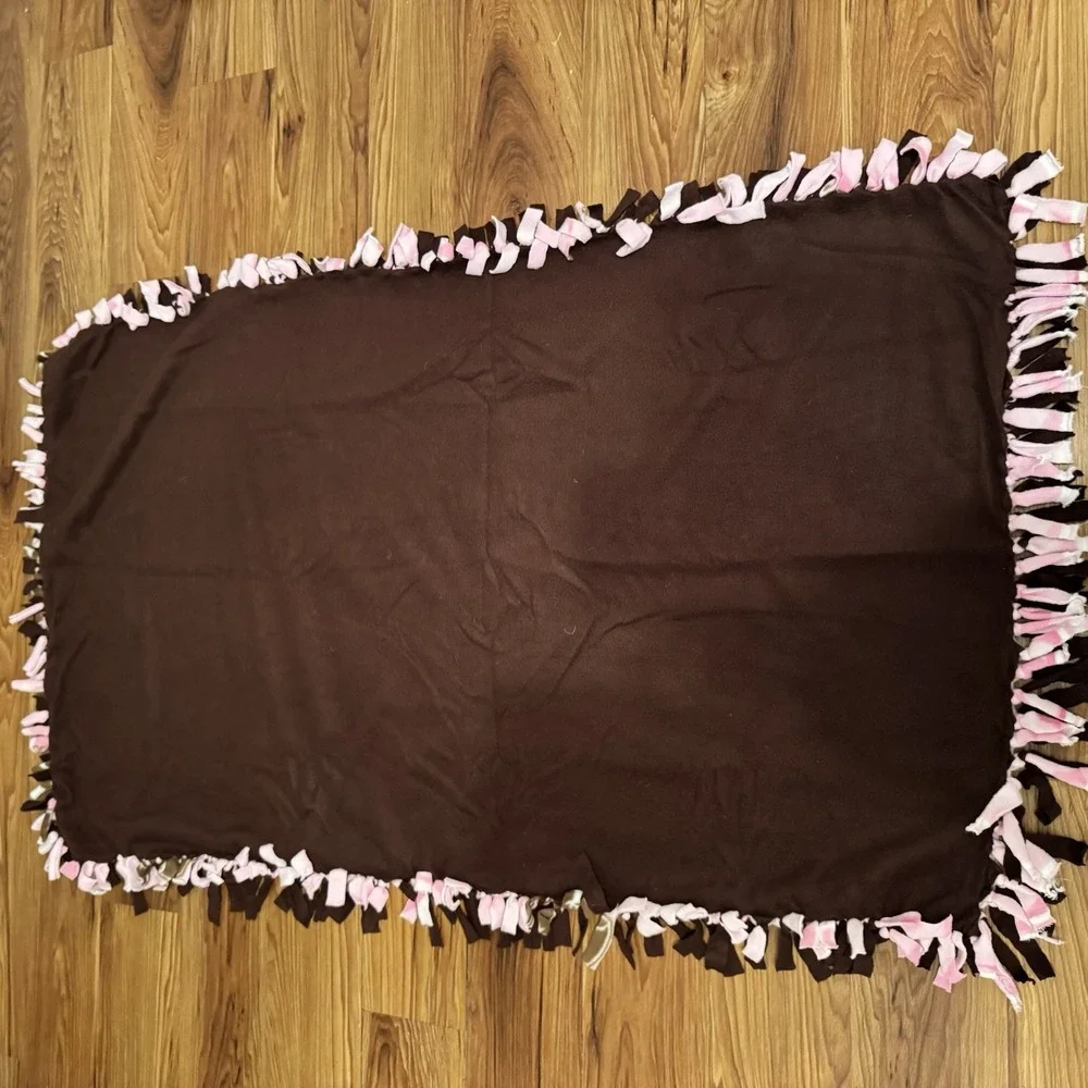 John Deere Handmade Pink Camo Tie Throw‎ Blanket 32
